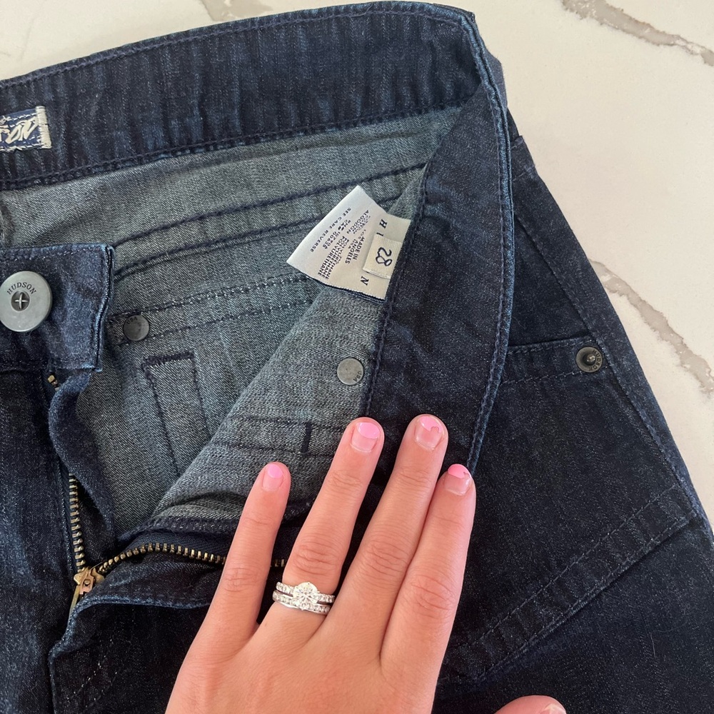 Hudson boot cut flair jeans! Size 28. Dark wash, wonderful condition, in style